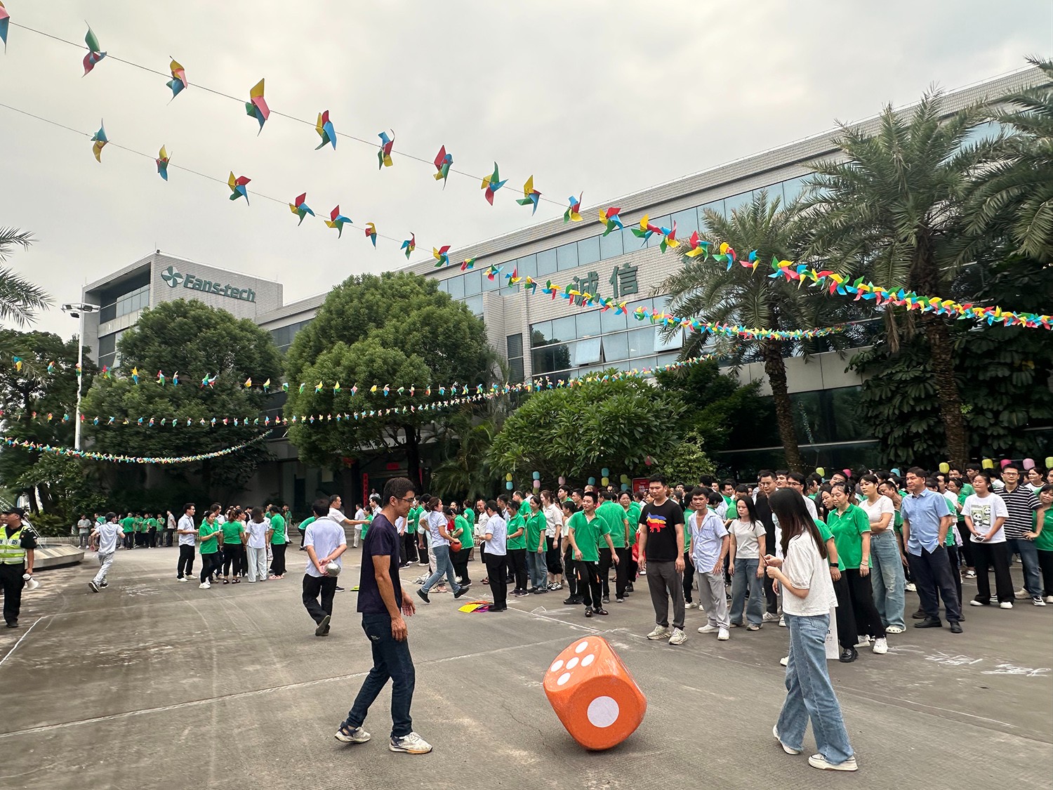 8f1efd02-2779-43dd-97d8-d1714b5884a3.jpg